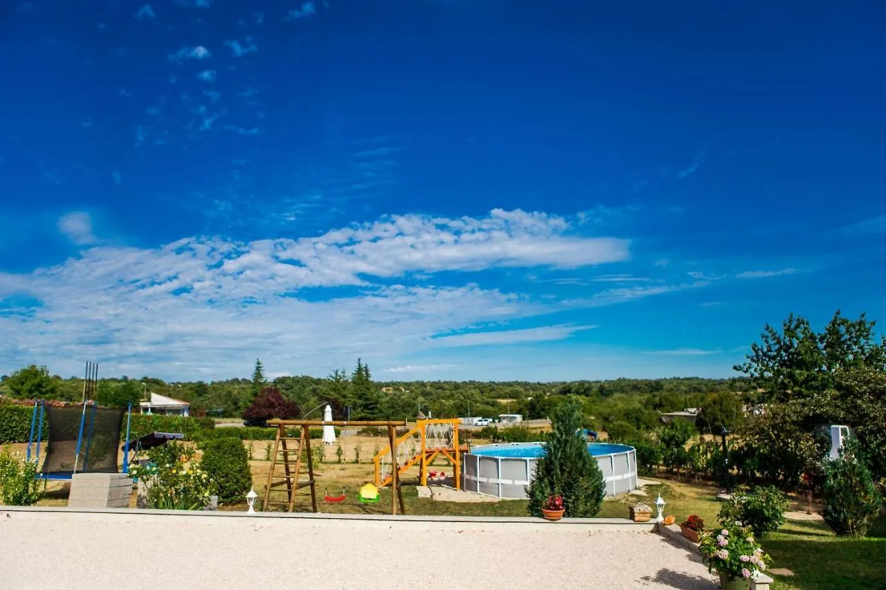 Holiday House Stara Vrata With A Private Pool Žminj