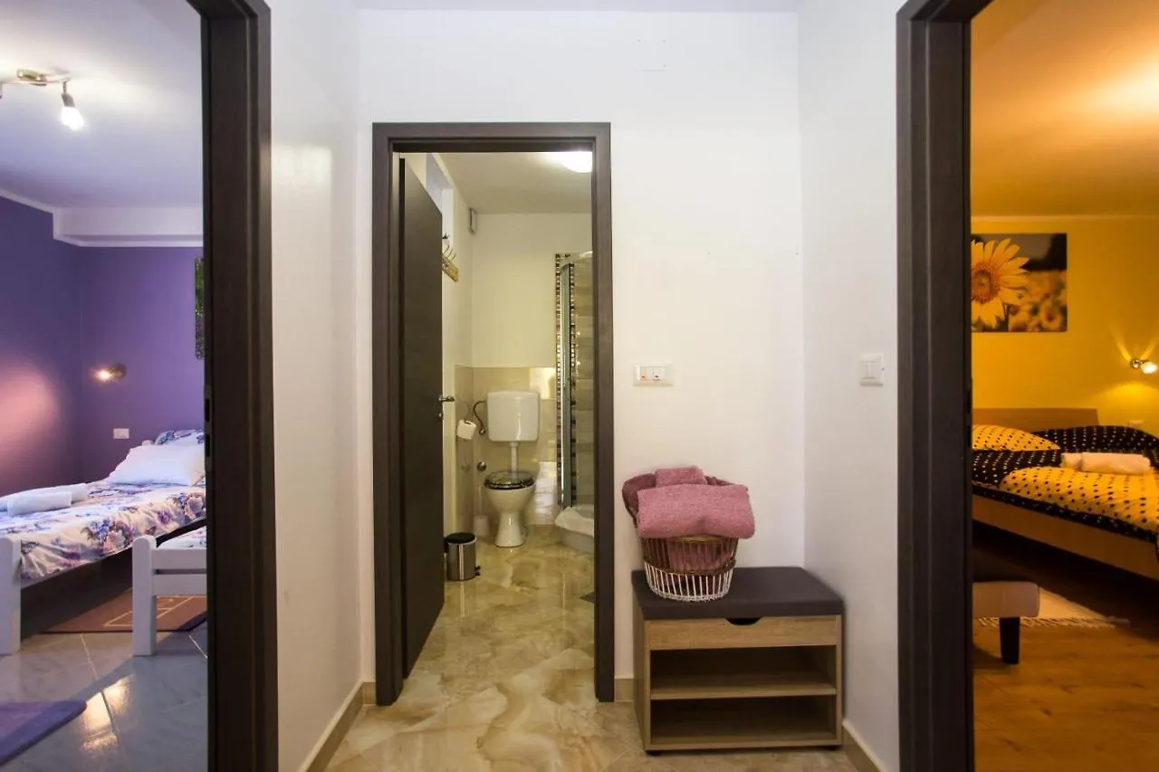 펜션 Holiday House Stara Vrata With A Private Pool Žminj