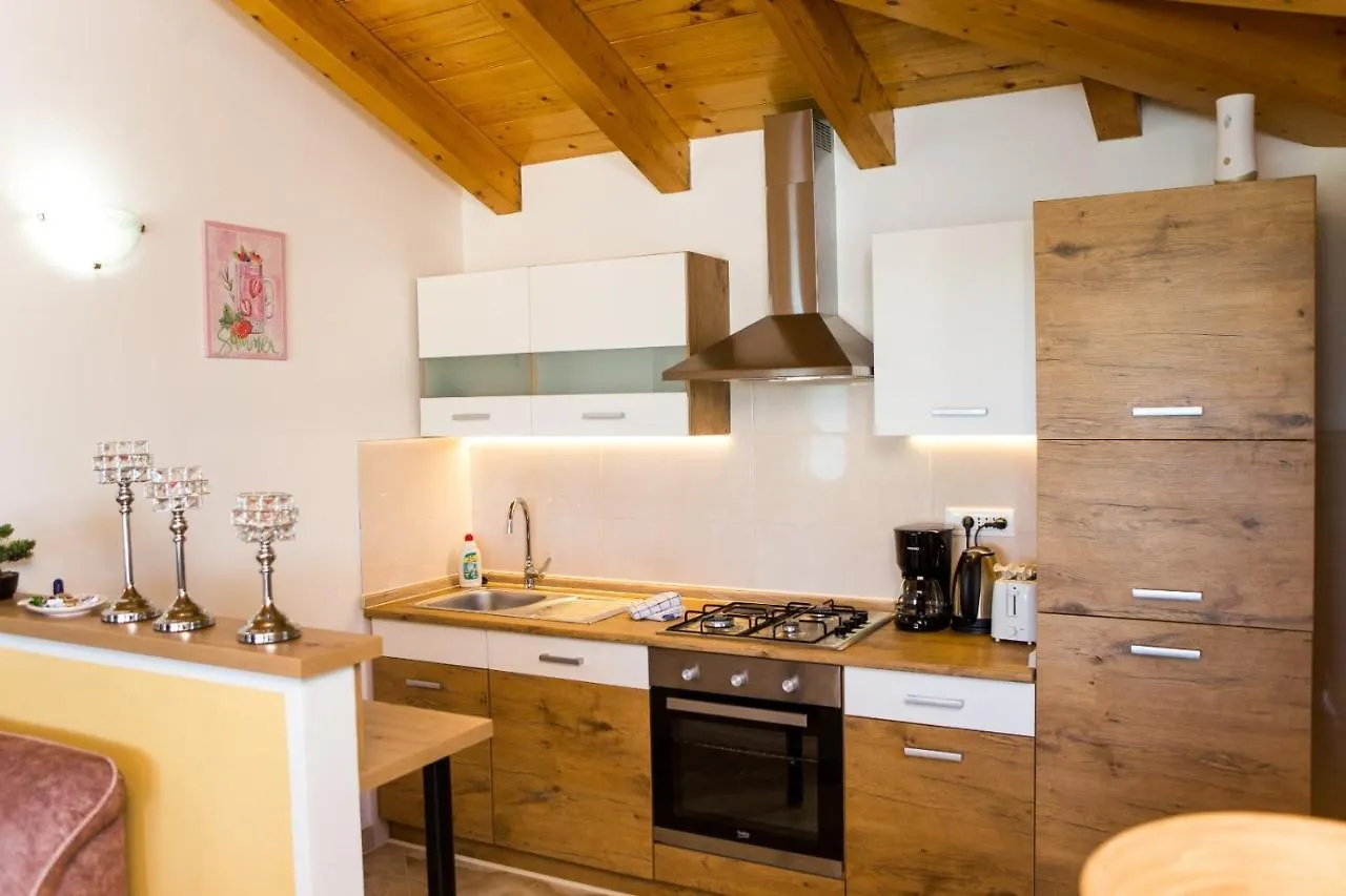 Holiday House Stara Vrata With A Private Pool Žminj